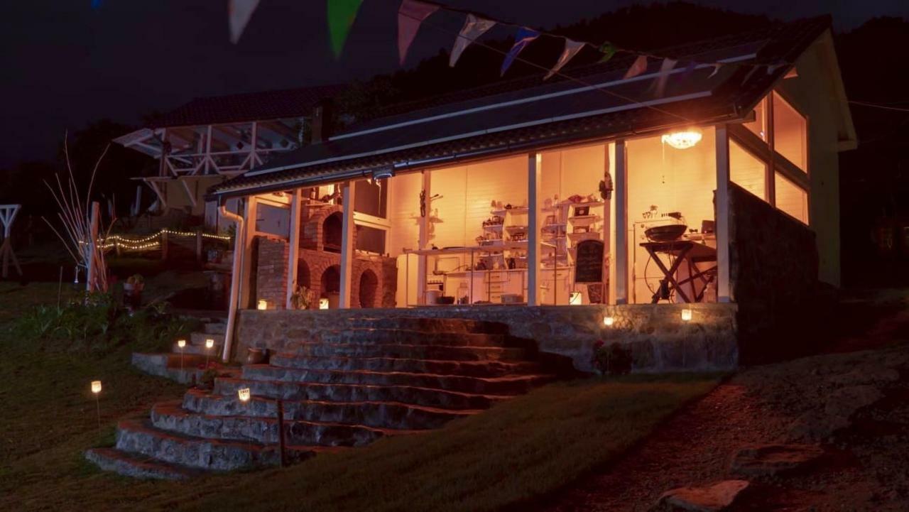 Villa Dream Tricule à Svinita Extérieur photo